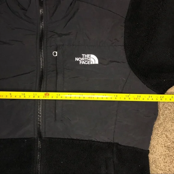 Women’s North Face Jacket size L - Picture 8 of 10